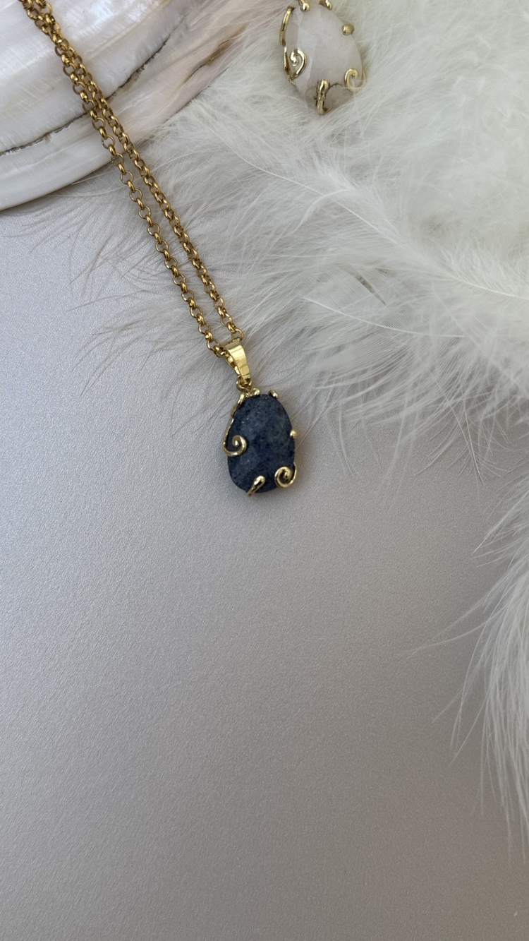 Lapis (doğal ) taşlı kolye 