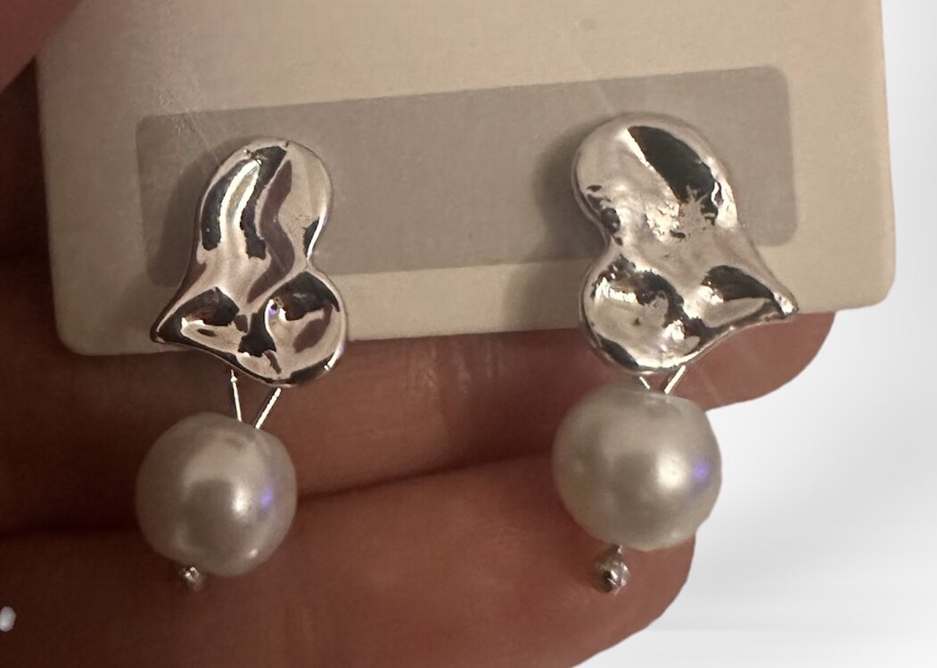 ✨ Silver Kalp İnci küpe ✨