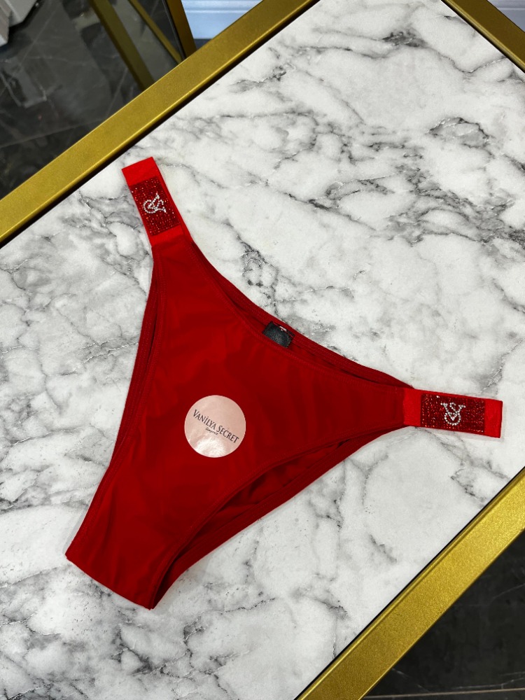 Taş Detaylı Kırmızı String Külot