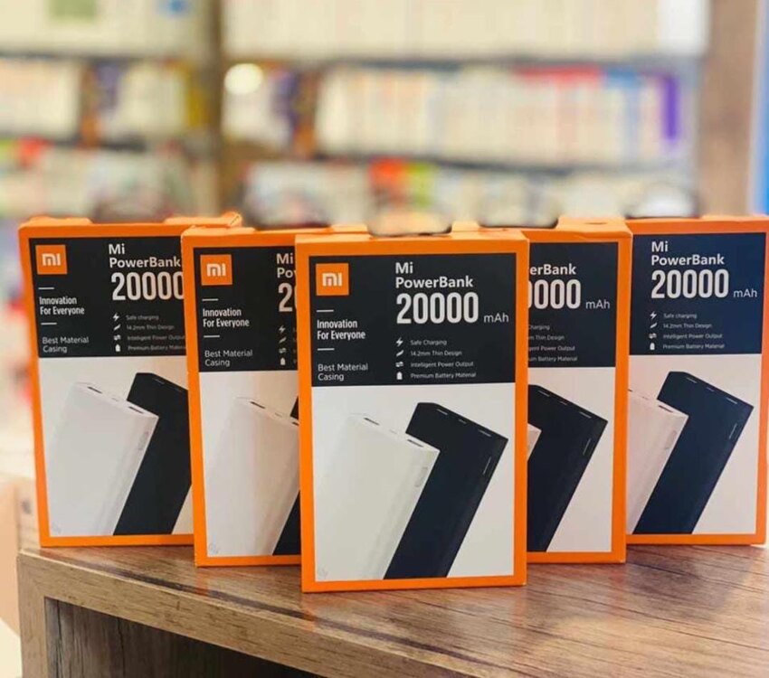 Mİ POWERBANK 20 mAh