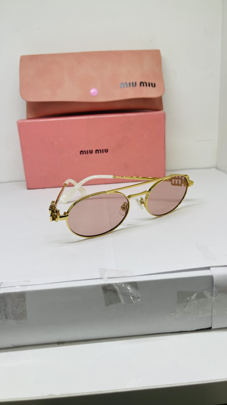 MIU GOLD ÇERÇEVE PUDRA ŞEFFAF CAM