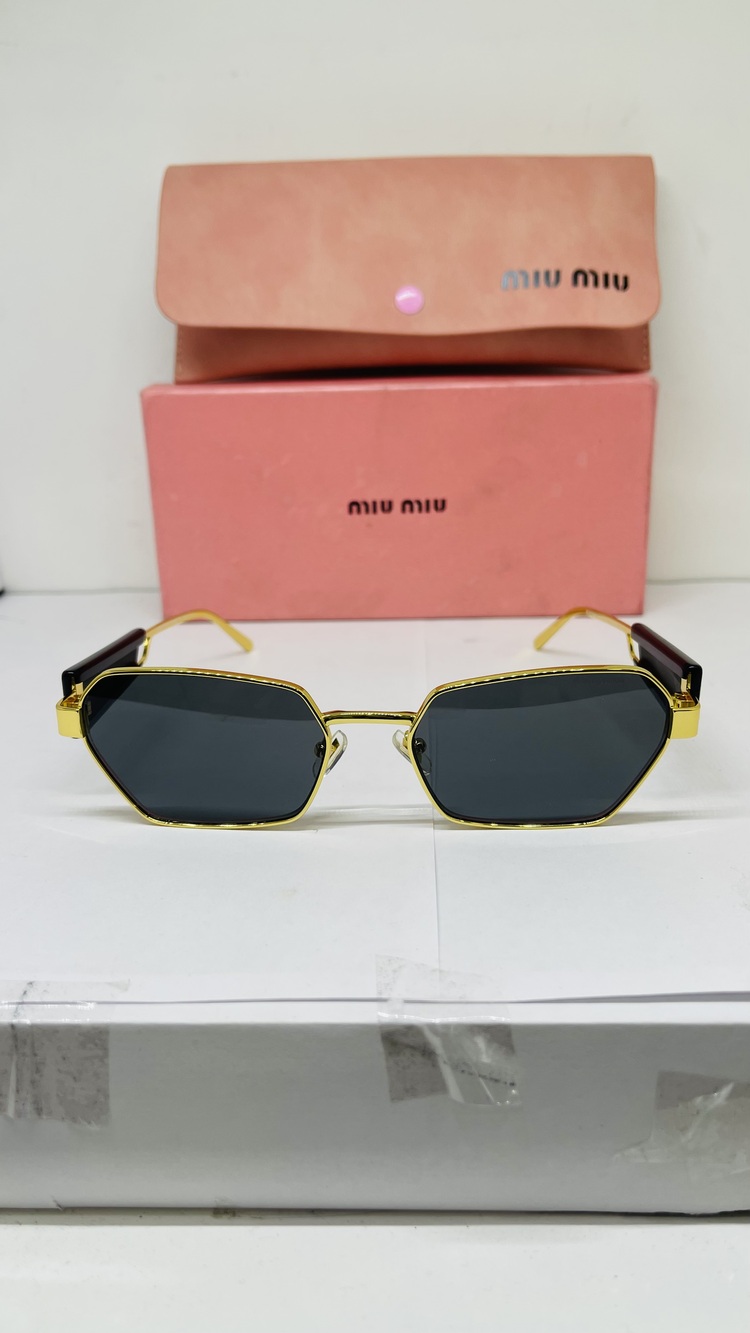 MIU GOLD ÇERÇEVE SİYAH ŞEFFAF CAM