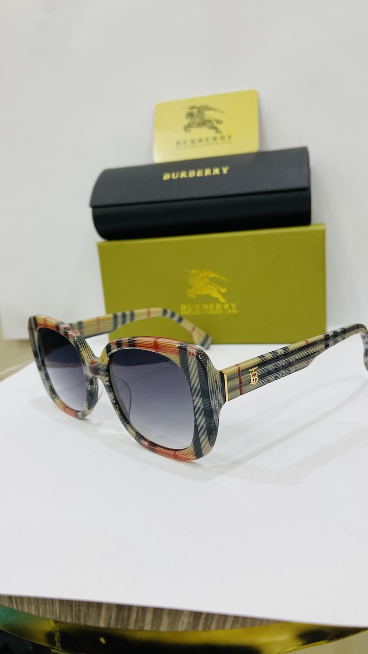 BURBERRYDESENLİ ÇERÇEVE MAVİ ŞEFFAF CAM