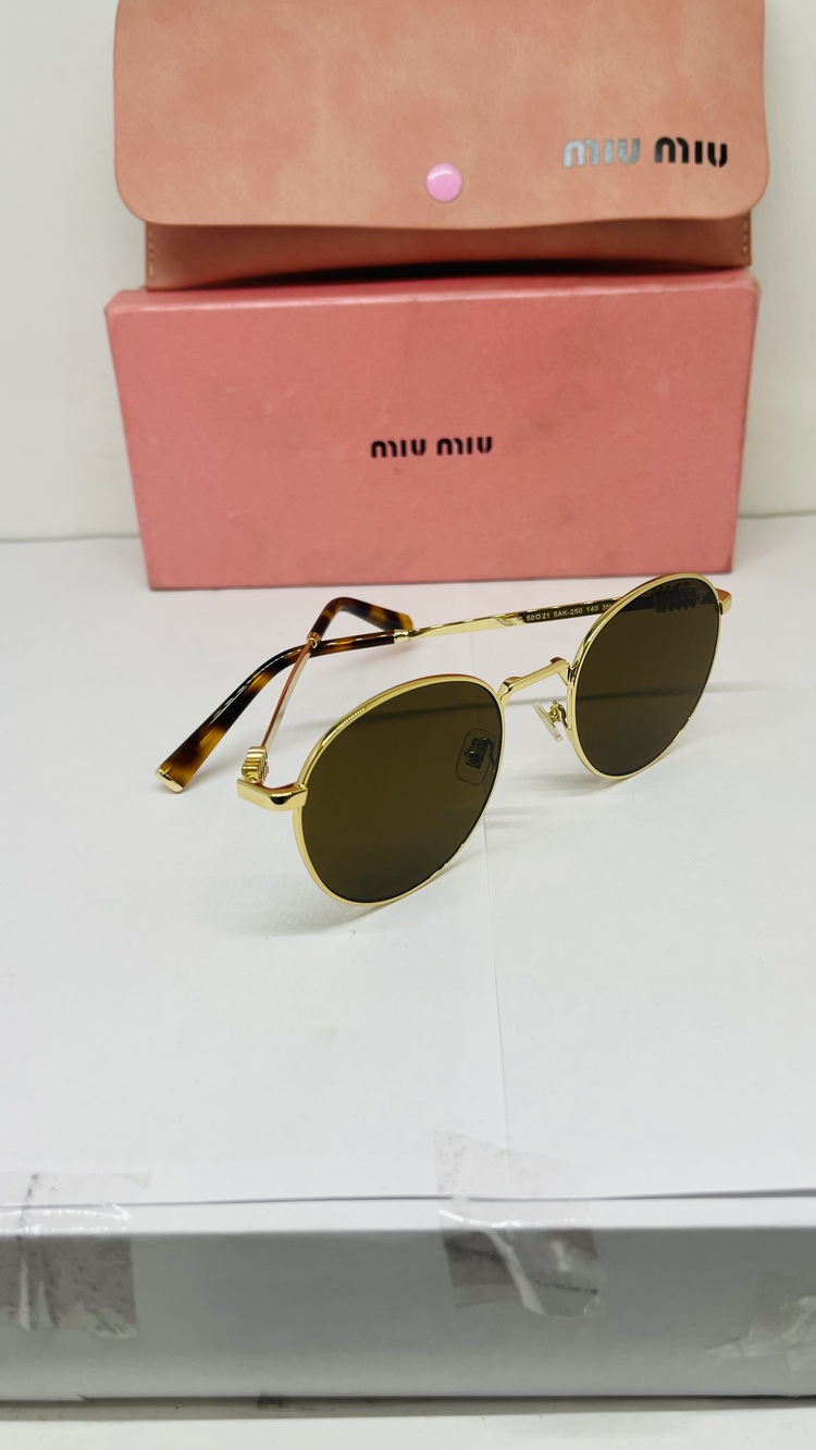 MIU GOLD ÇERÇEVE SİYAH ŞEFFAF CAM