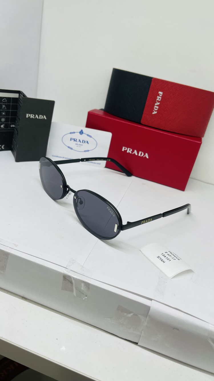 PRADA SİYAH ÇERÇEVE SİYAH ŞEFFAF CAM