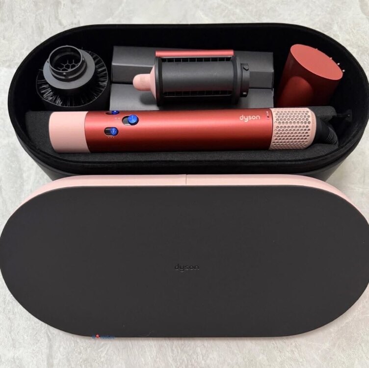 DYSON AİRWRAP SAÇ ŞEKİLLENDİRİCİ VE KURUTMA SETİ