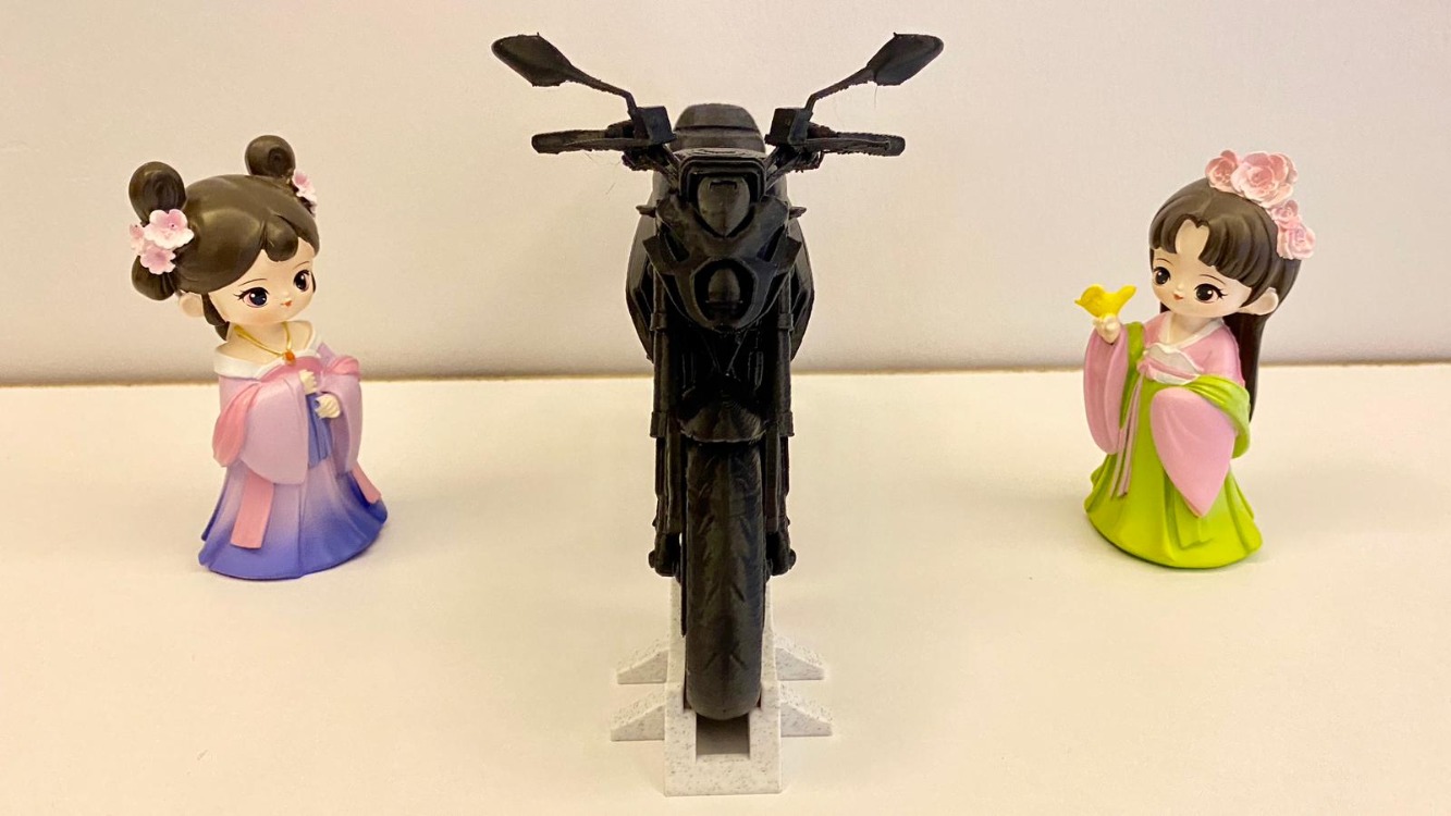 Voge 125R Motorcycle – 3D Baskı Motor Figürü (Dekoratif Koleksiyon Modeli)