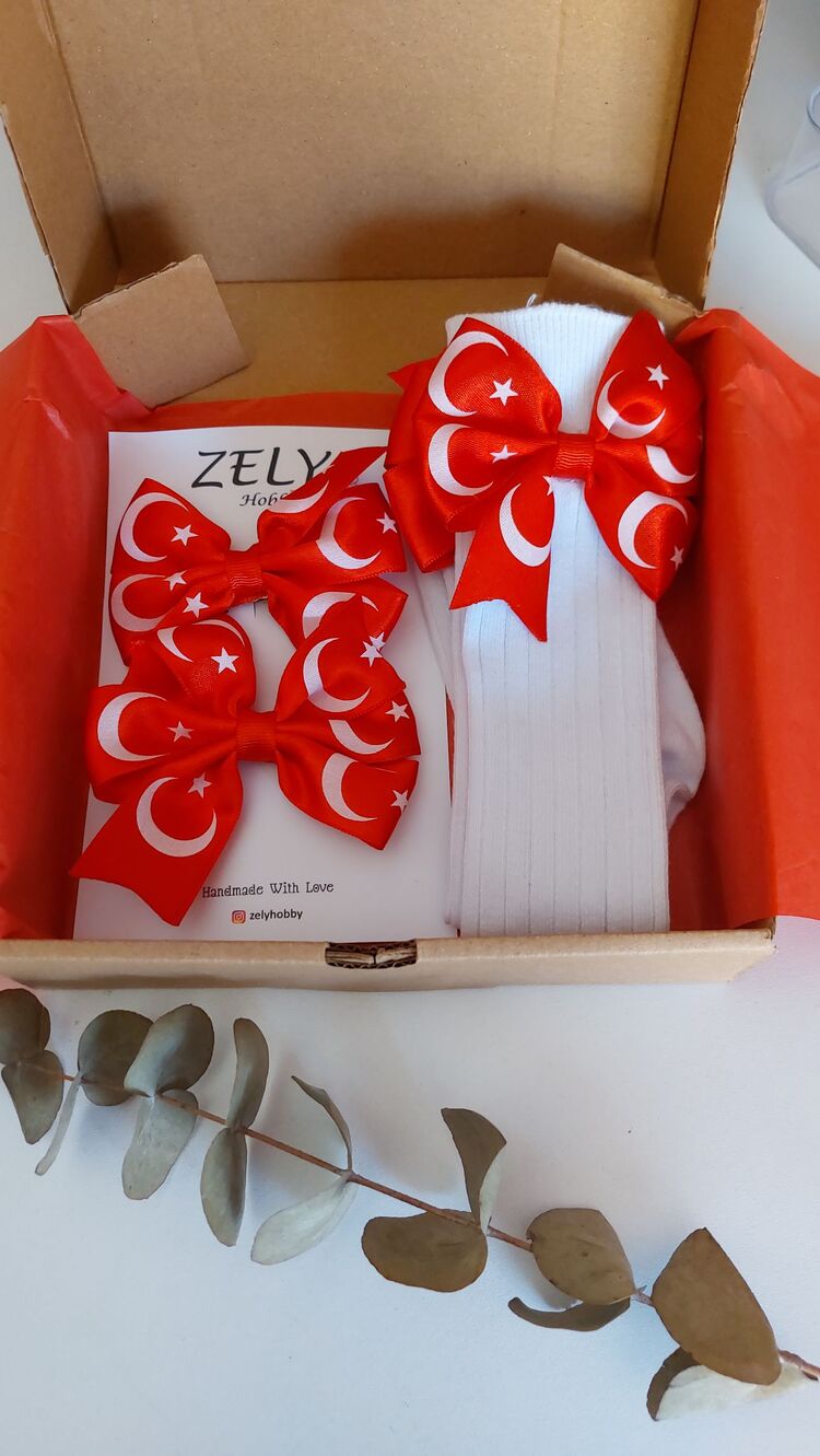 Ay yıldız çorap toka set