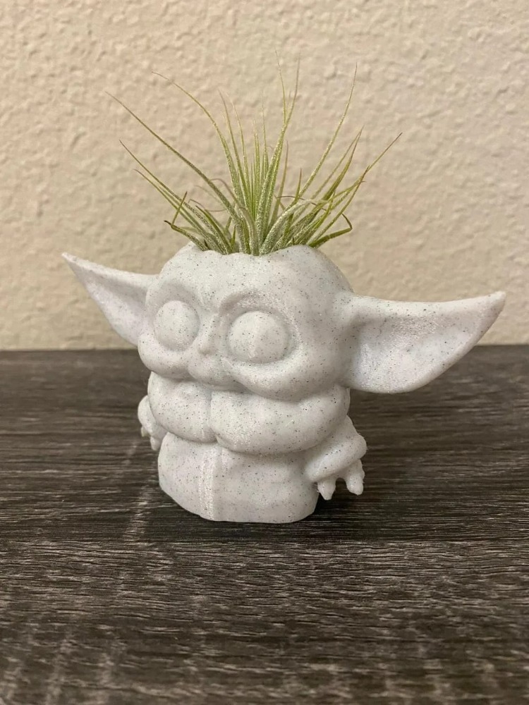 Mini Baby Yoda Saksı