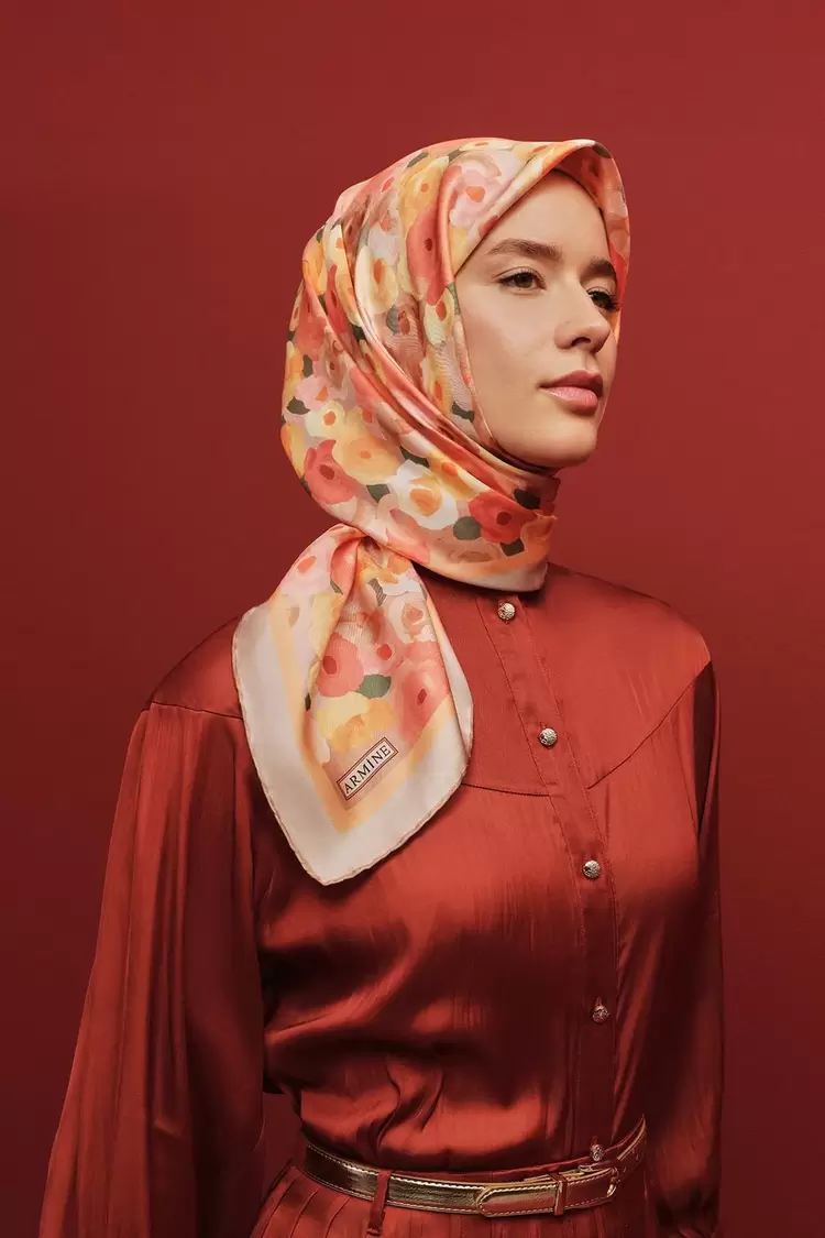 ARMİNE YAZ SEZONU SURA İPEK EŞARP 9300-01