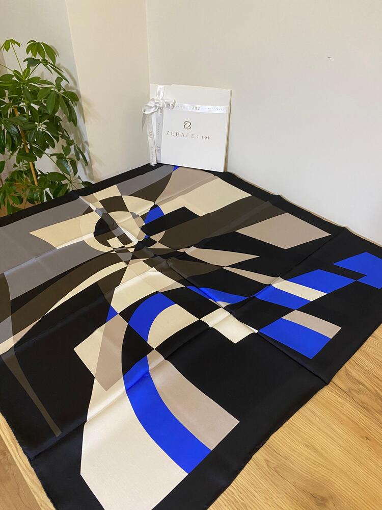 ZERAFETİM Mini Geometri Desen İpek Twill Eşarp