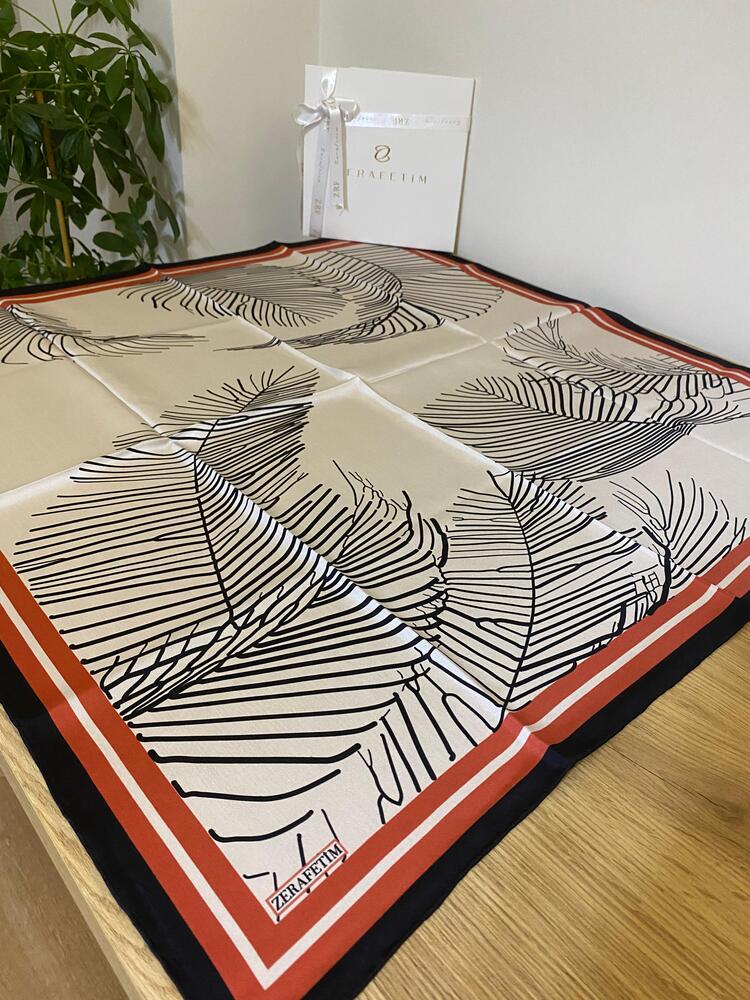 ZERAFETİM Yaprak Desen İpek Twill Eşarp