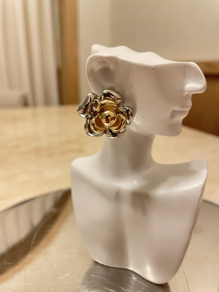 Chrome Rose