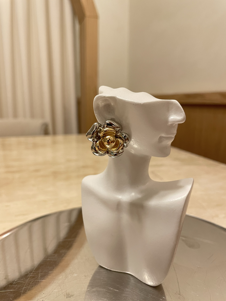 Chrome Rose