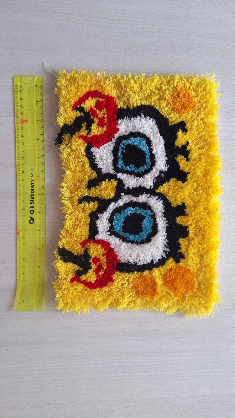SüngerBob Gözler El Yapımı Tufting Klavye Halısı – Oyuncu Masa Dekoru
