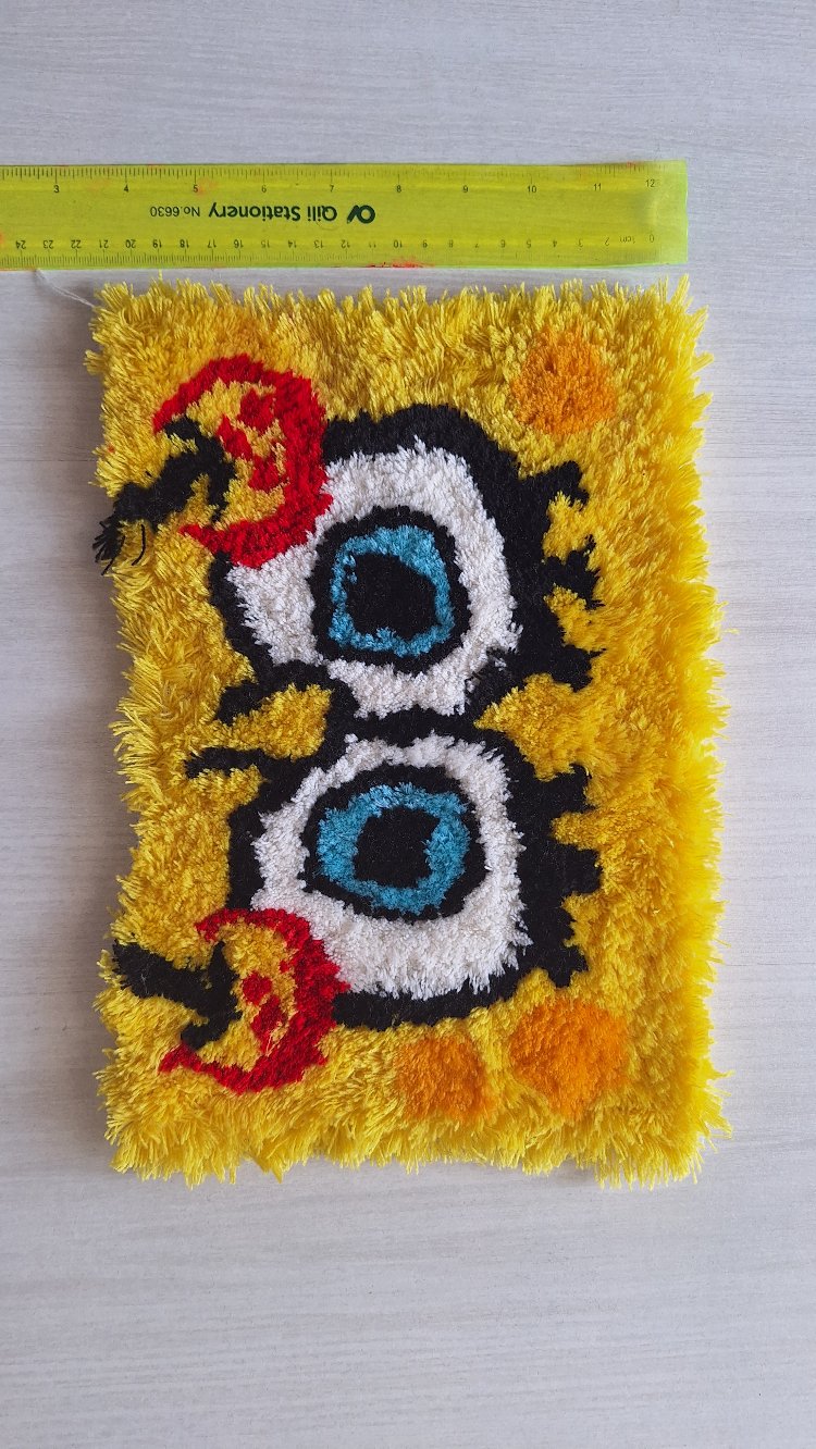 SüngerBob Gözler El Yapımı Tufting Klavye Halısı – Oyuncu Masa Dekoru