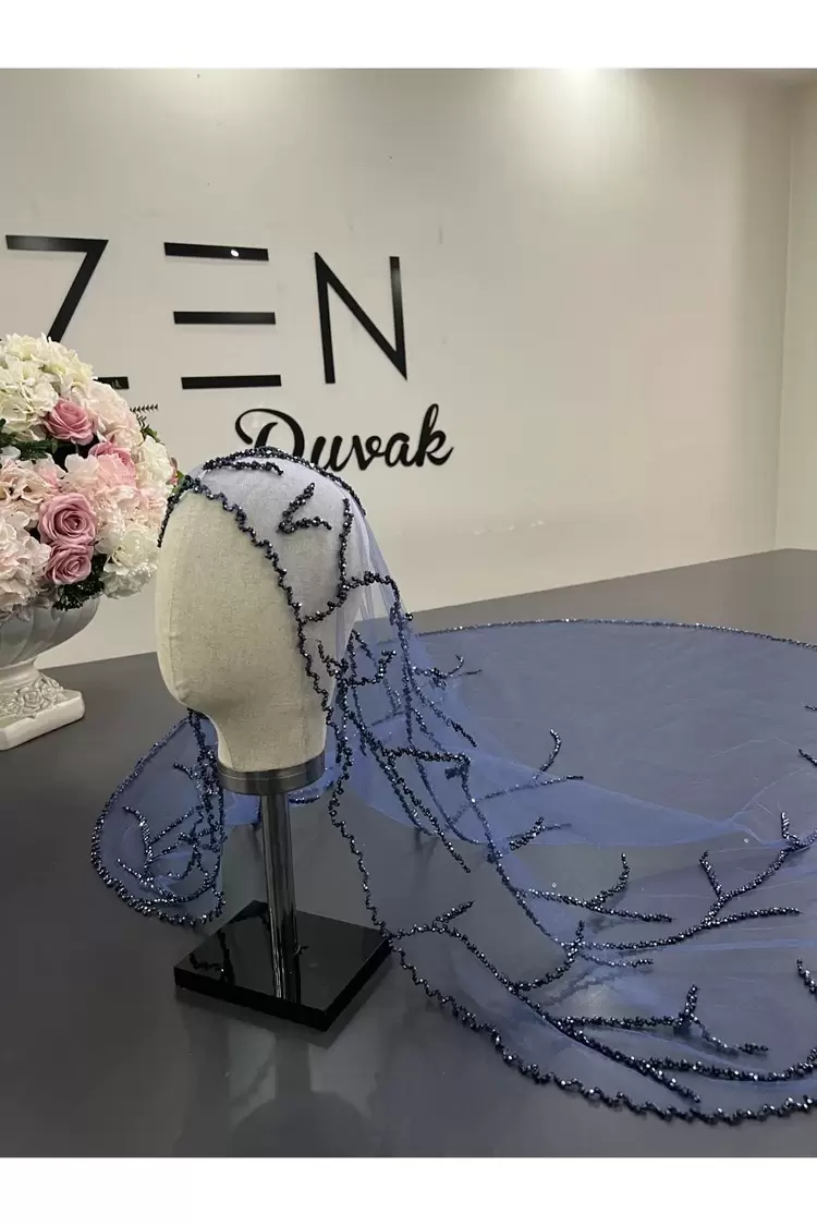 İndigo nakışlı dal model gelin duvağı