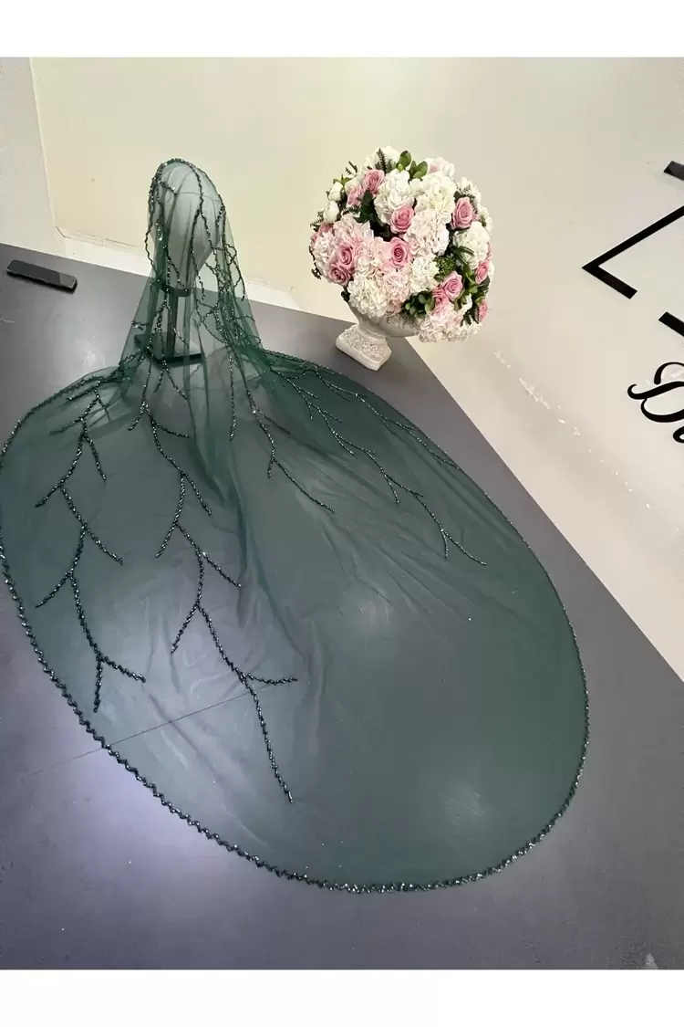 Zümrüt yeşili dal model gelin duvağı
