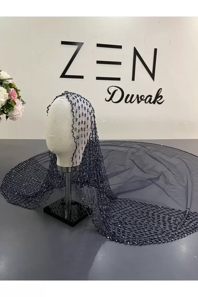 Lacivert nakışlı gelin duvağı