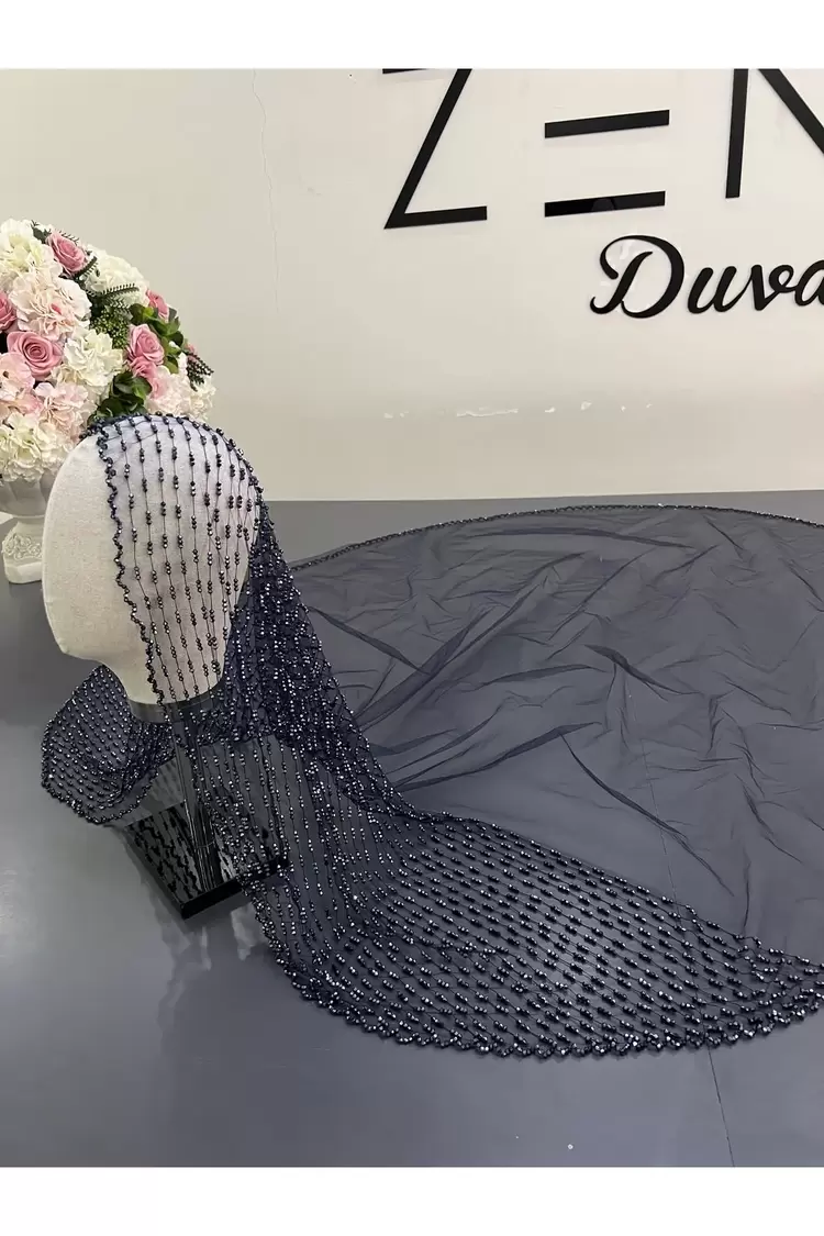 Lacivert nakışlı gelin duvağı