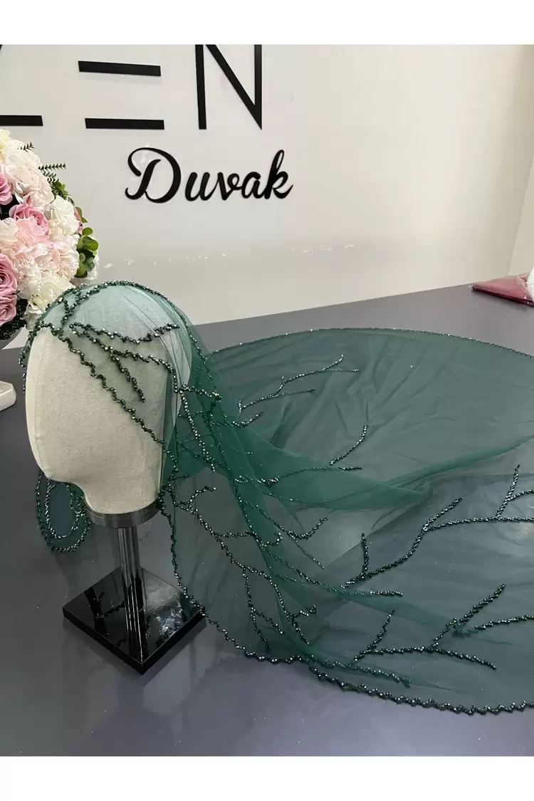 Zümrüt yeşili dal model gelin duvağı
