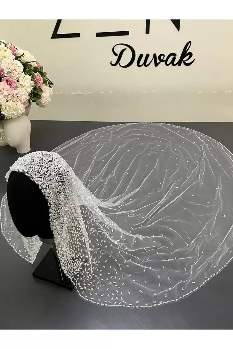 Başlık nakışlı kasnak model gelin duvağı
