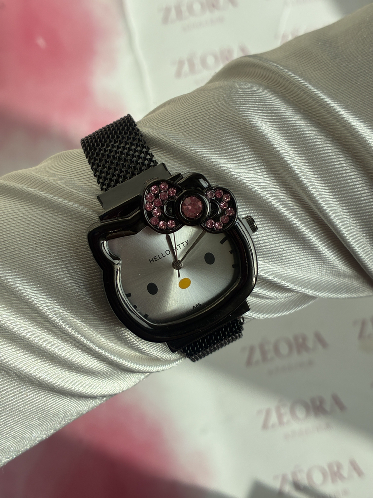 Hello Kitty Siyah Çelik Kasa Mıknatıslı Kadın Saat