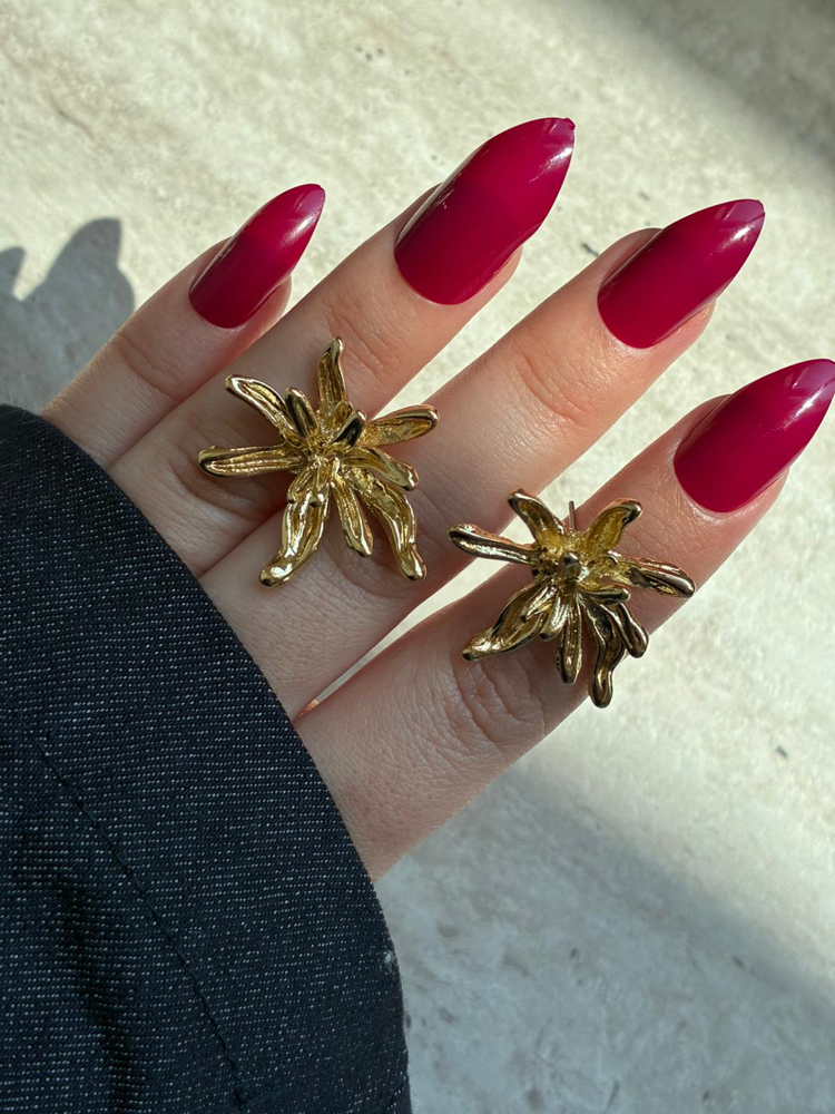 Gold Çiçek küpe 