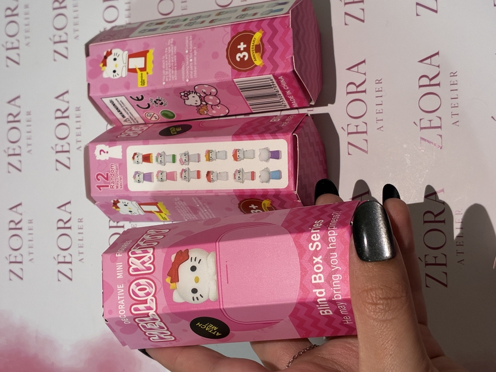 Hello Kitty Sürpriz Kutu Serisi