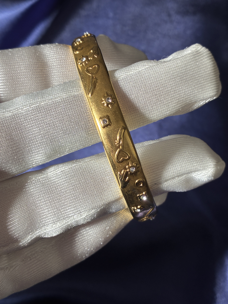 Golden Symbol Model Kelepçe