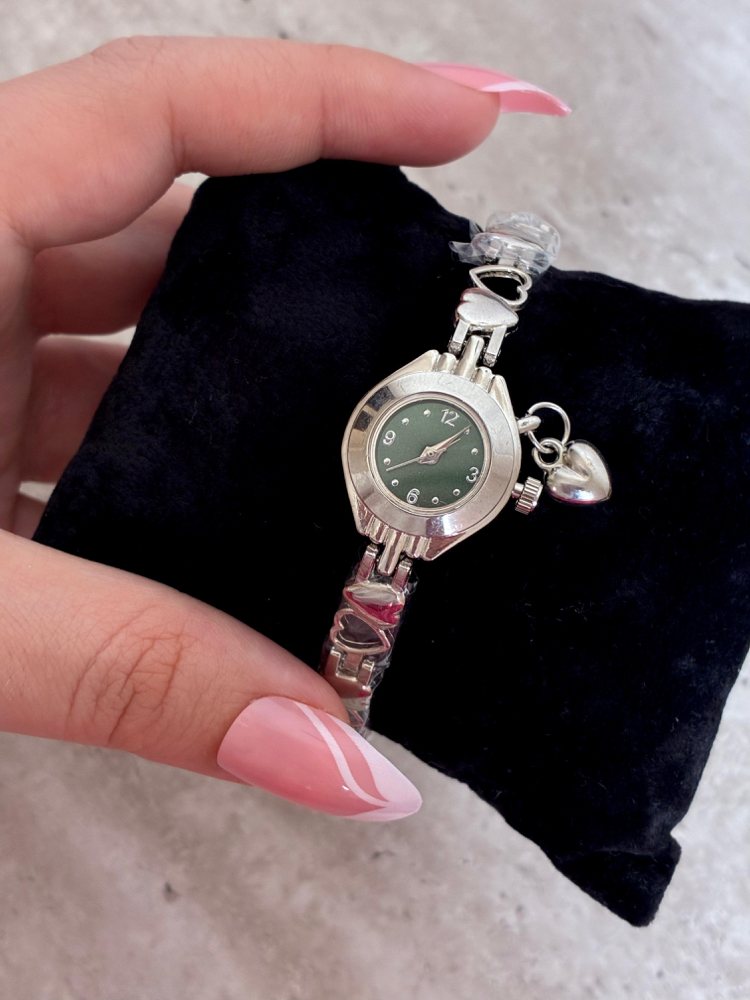 Emerald Charm Saat