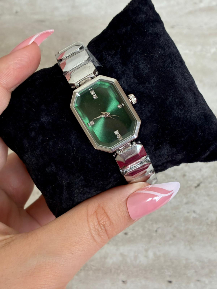 Imperial Green Saat