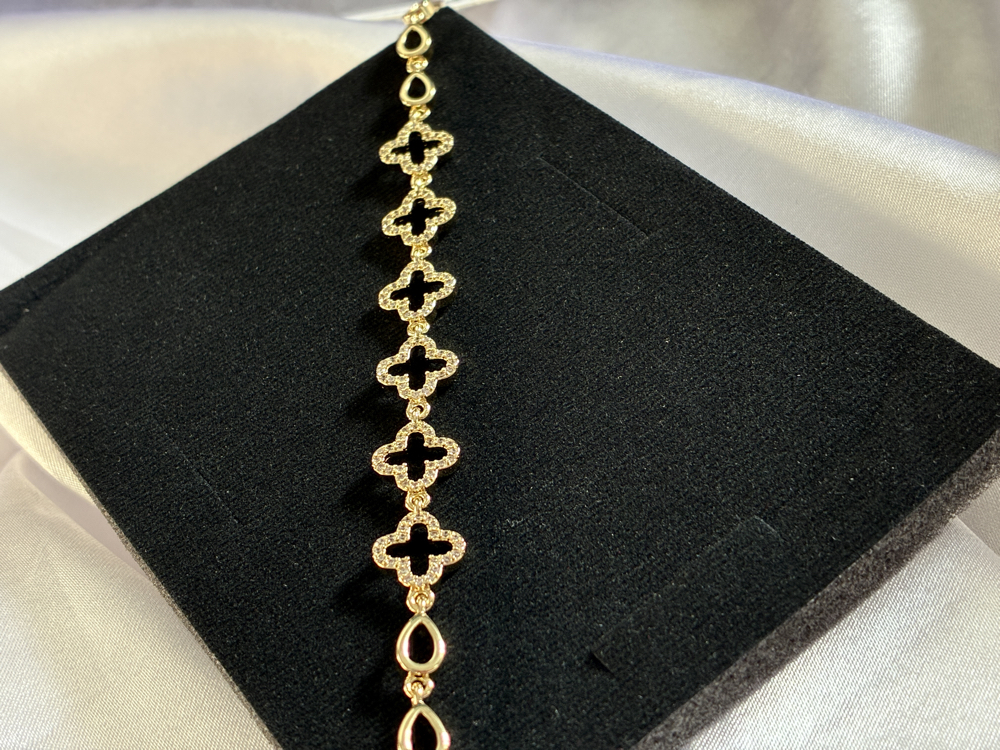 VİP | Fleur Noir Gold Bileklik