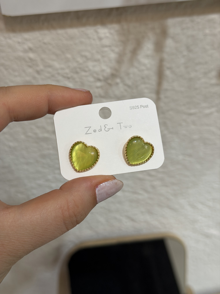 Gümüş mini küpe