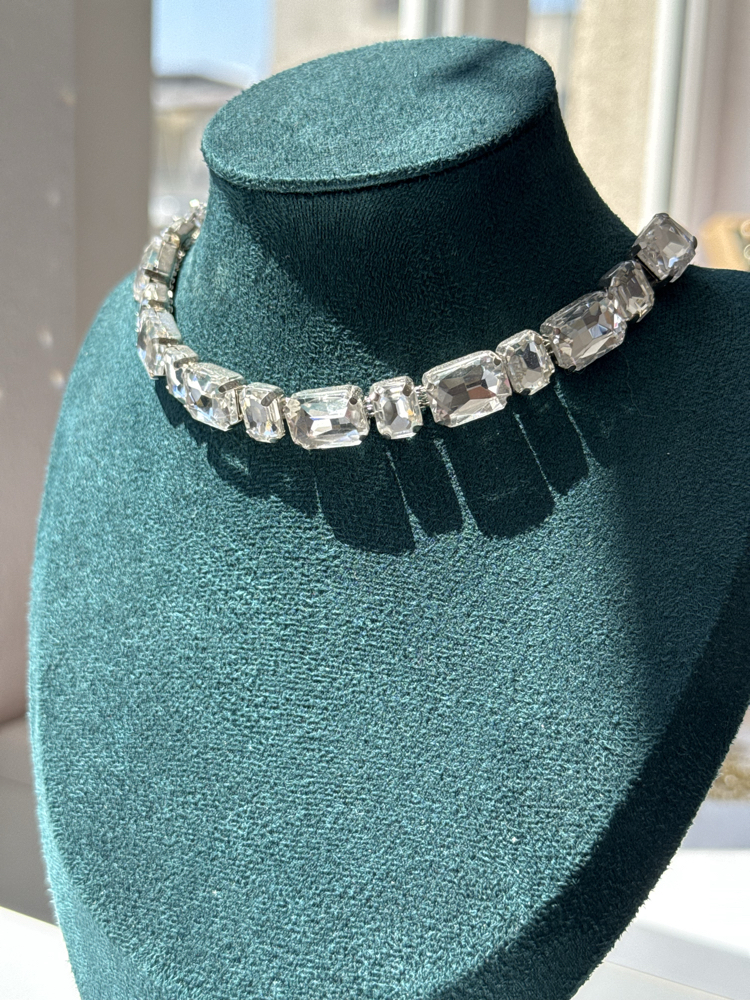 Choker Taşlı Kolye