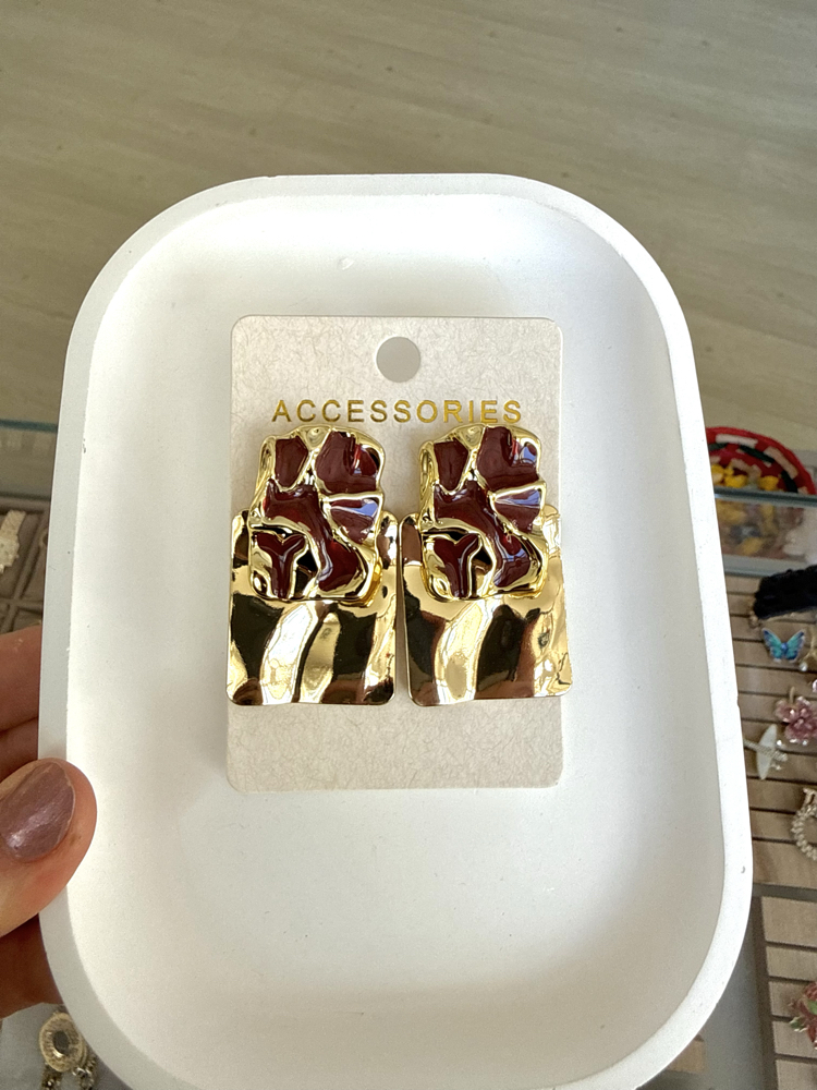 Bordo Gold İşlemeli Küpe