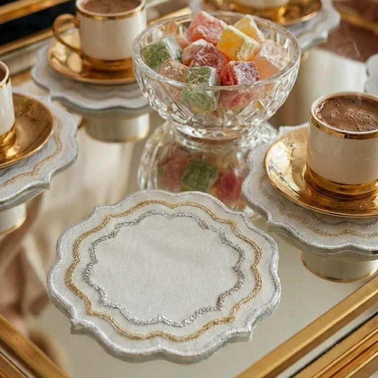 Premium 6’lı Kokteyl ve Kahve Altı Sunum Peçetesi Gold Gümüş Çizgiler Serisi - 20252001321