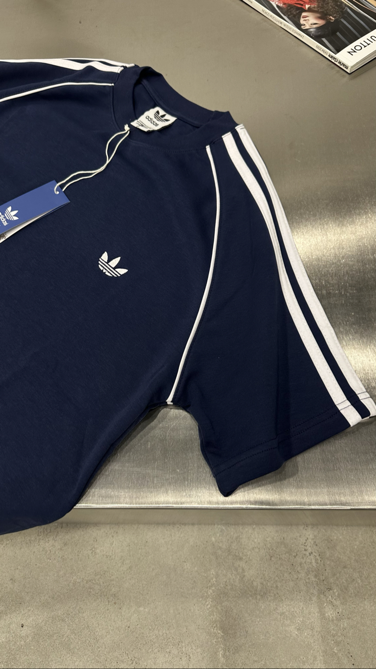 Adidas Retro T-Shirt (Lacivert)