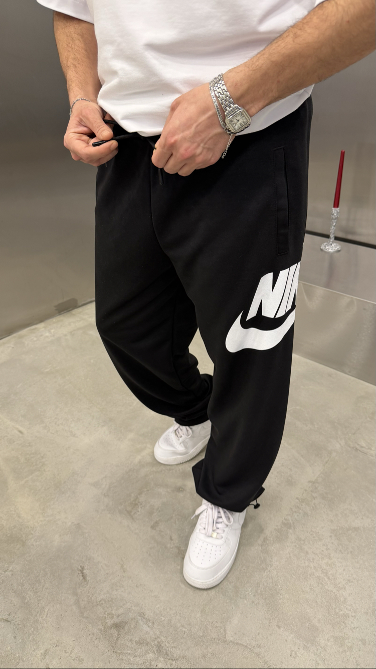 Nike Baskılı Yazlık Baggy (Siyah)