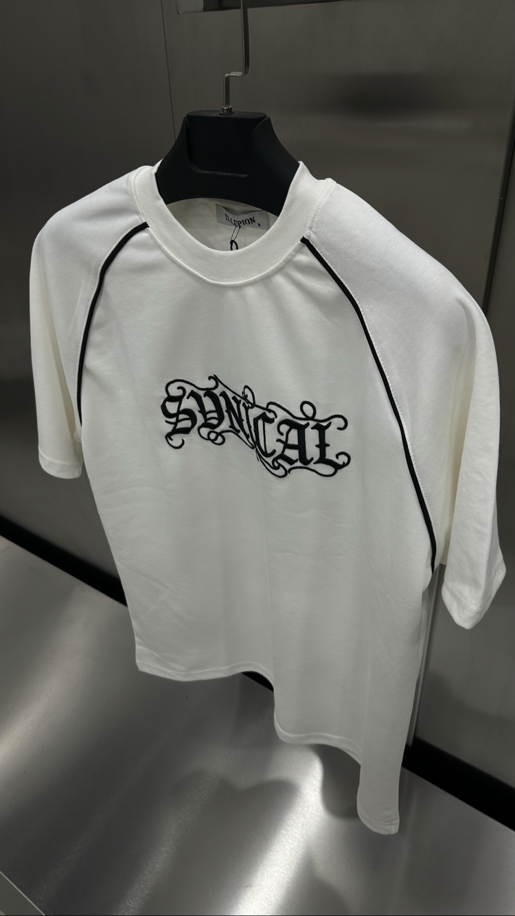 SYNICAL Nakış T-Shirt (Beyaz)
