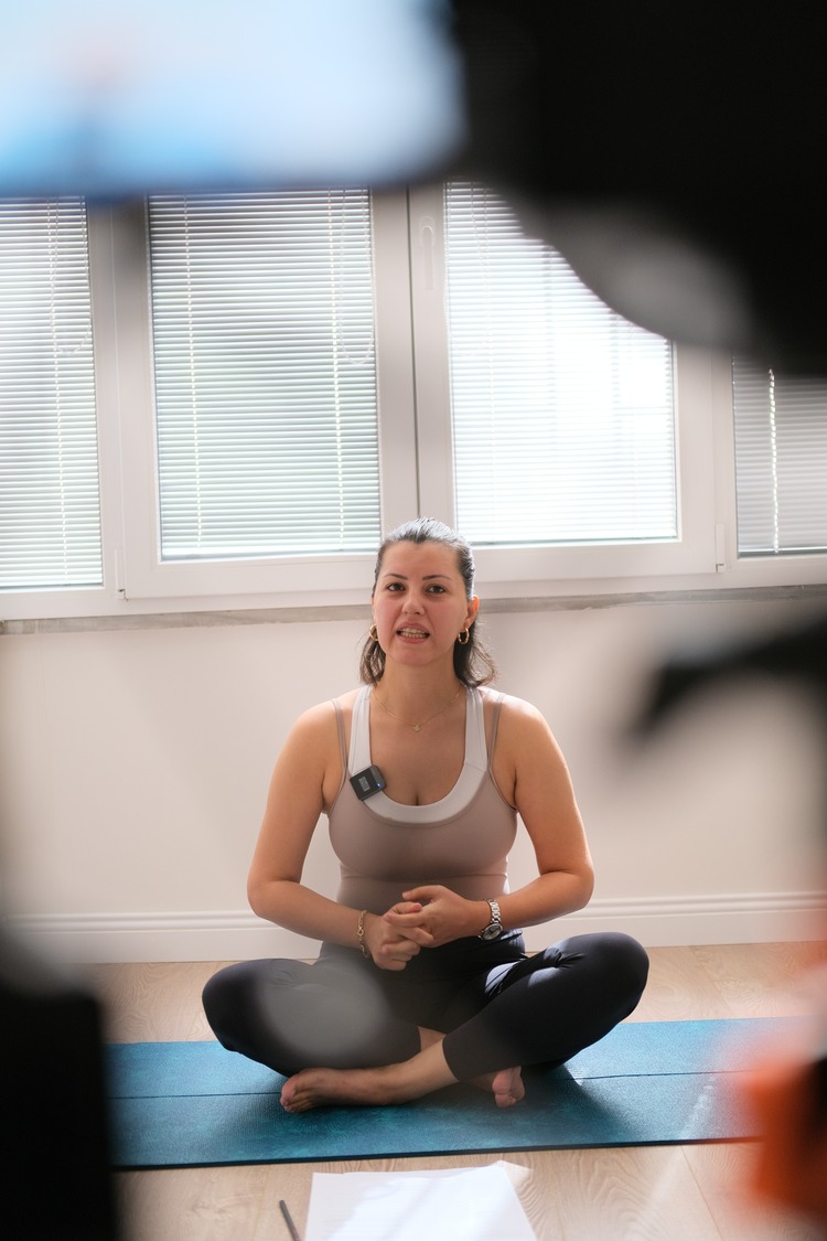 Diz ve Kalça Problemleri için Pilates: Alt Ekstremiteye Odaklanan Kapsamlı Eğitim
