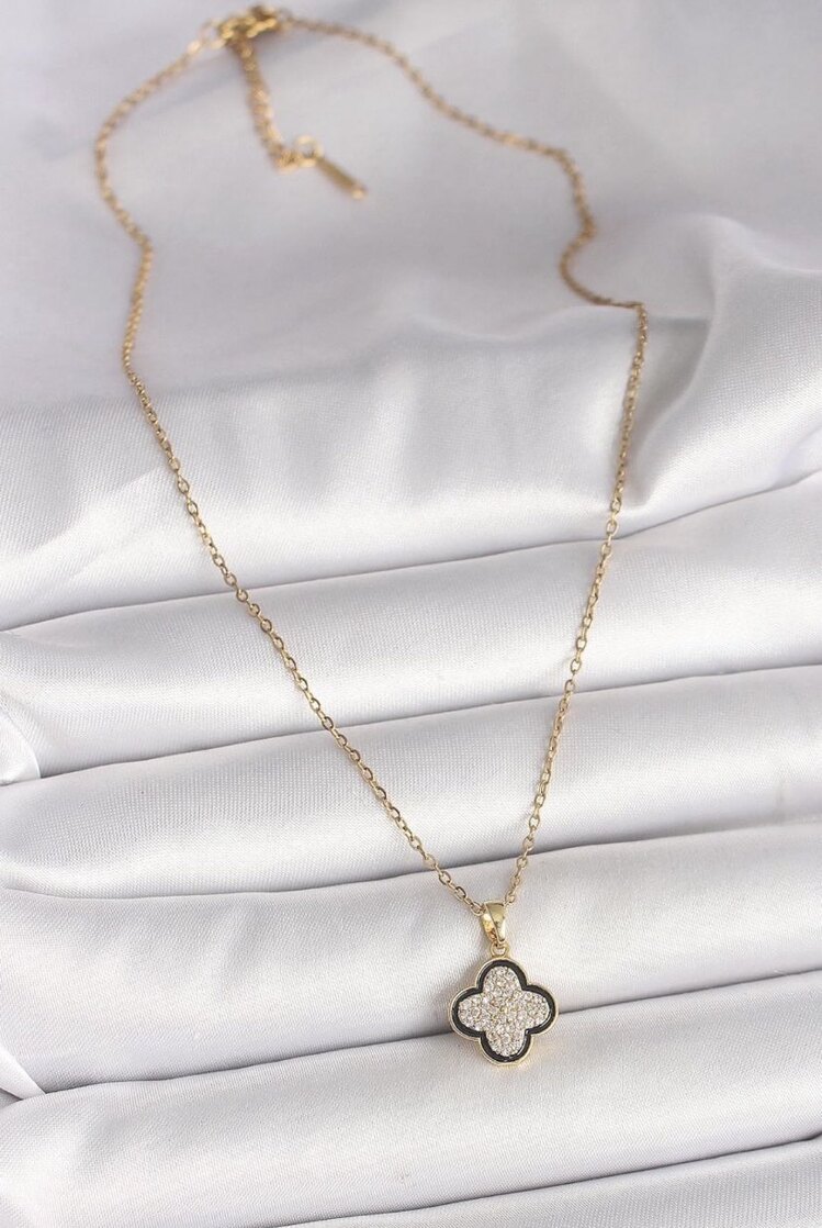 Zirkon Taşlı Yonca Model Kolye