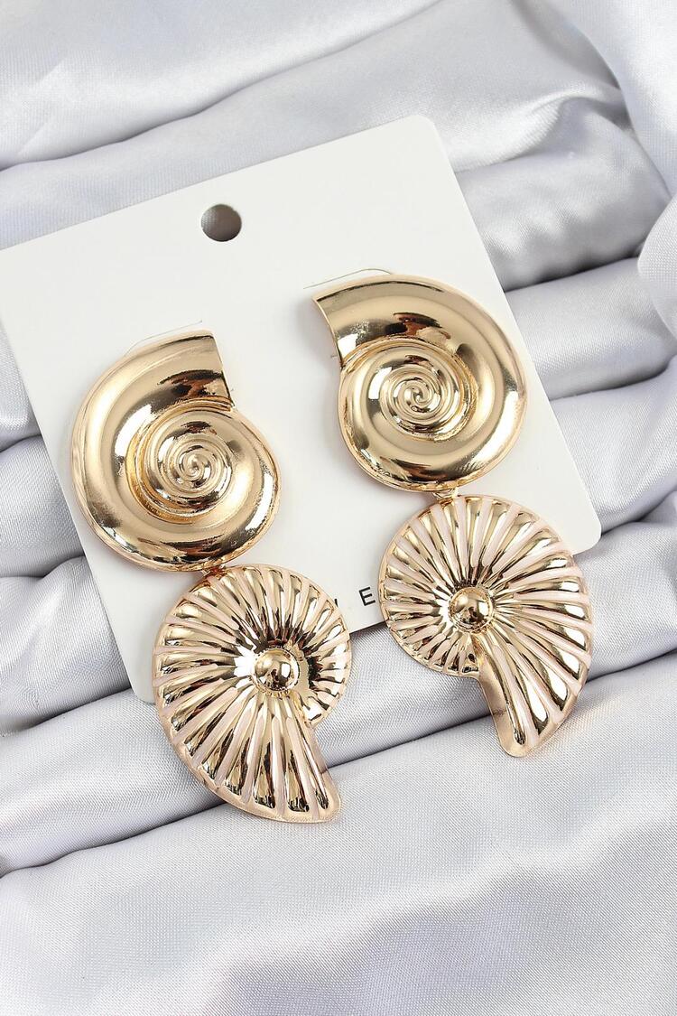 Sarmal Sallantılı Deniz Kabuğu Vintage Küpe