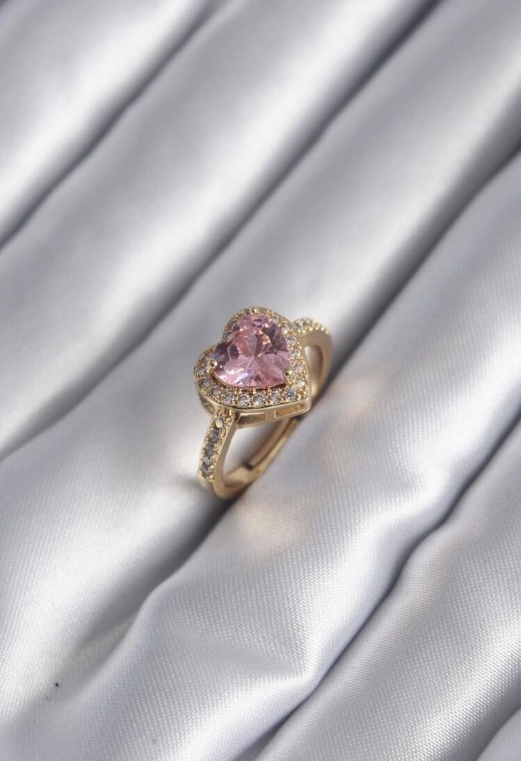 Pembe Zirkon Taşlı Kalp Yüzük