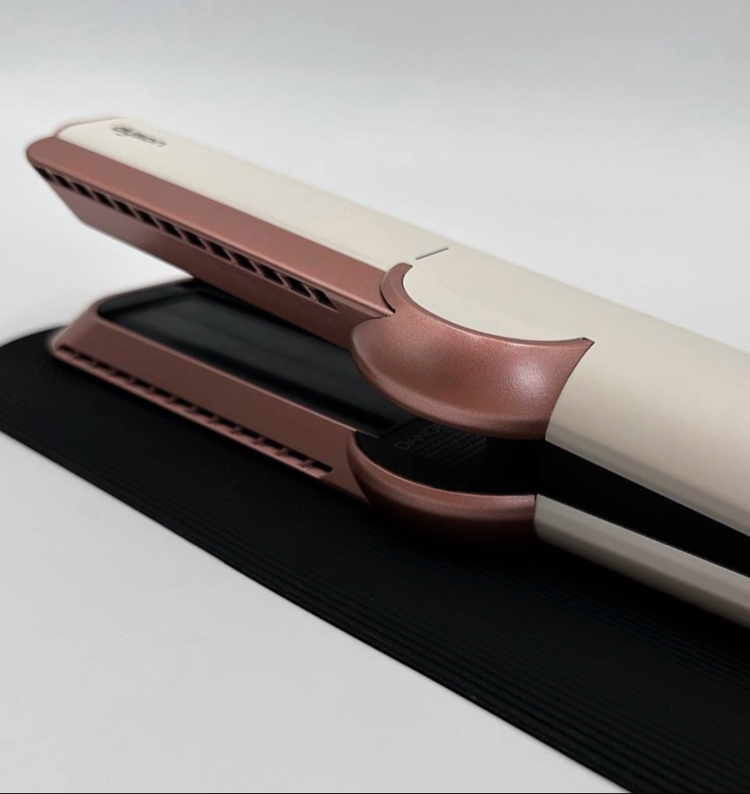 Dyson Airstrait saç düzleştirici (Ceramic Pink)