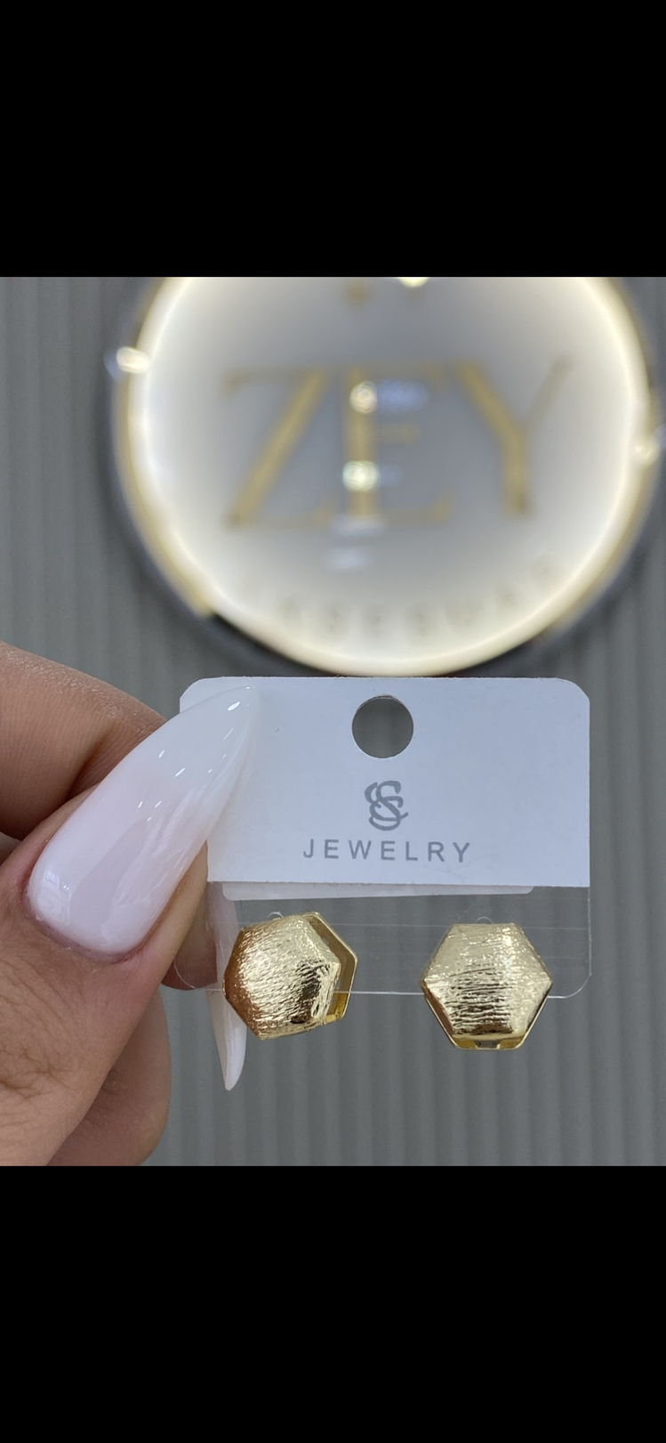 Altıgen küçük gold küpe