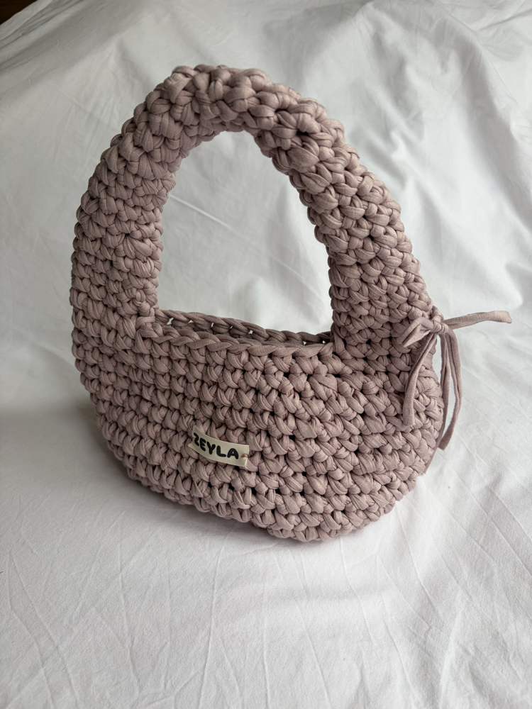Blush Curve
