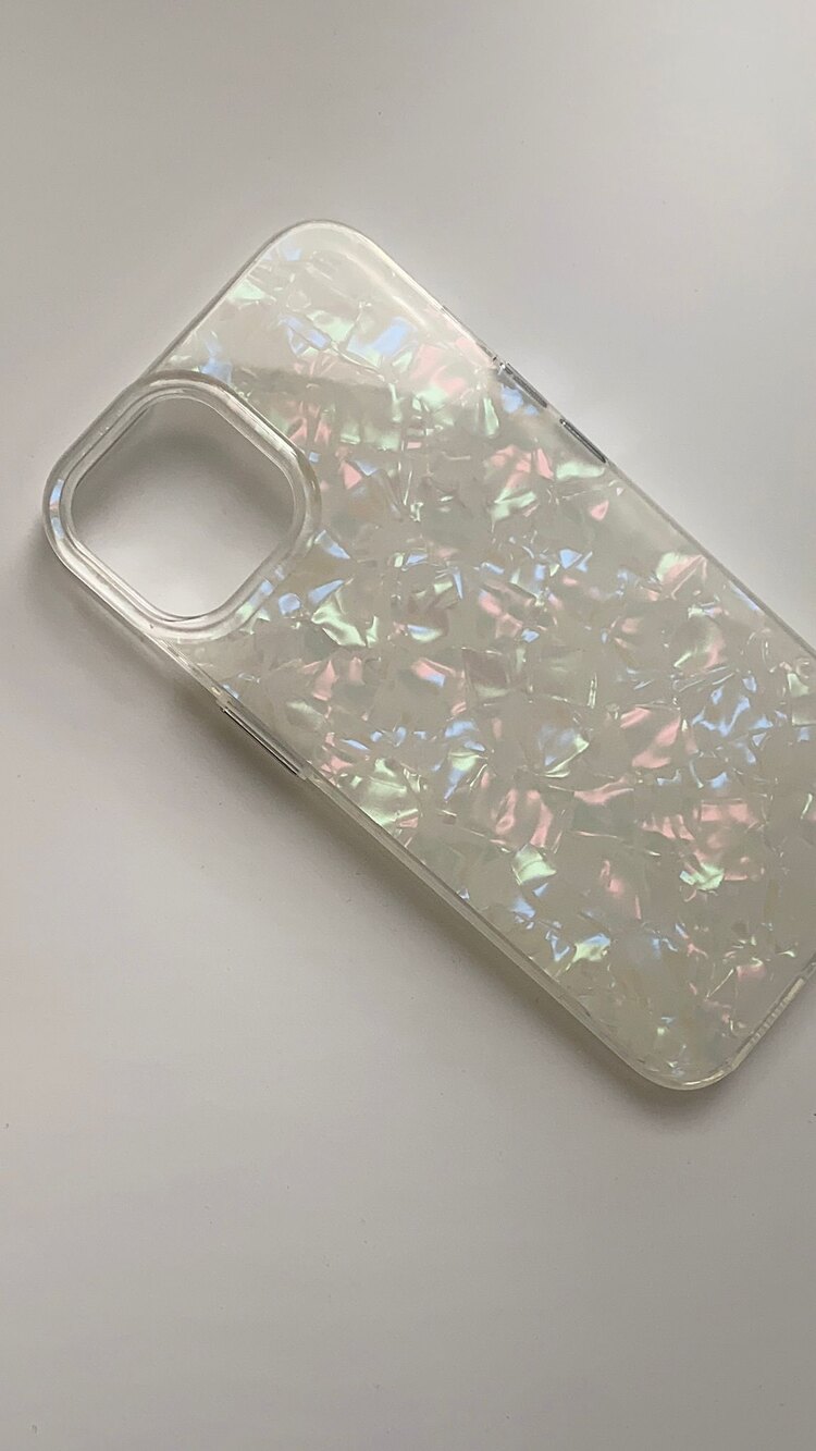 iPhone 15 Pro Shell Telefon Kılıfı 