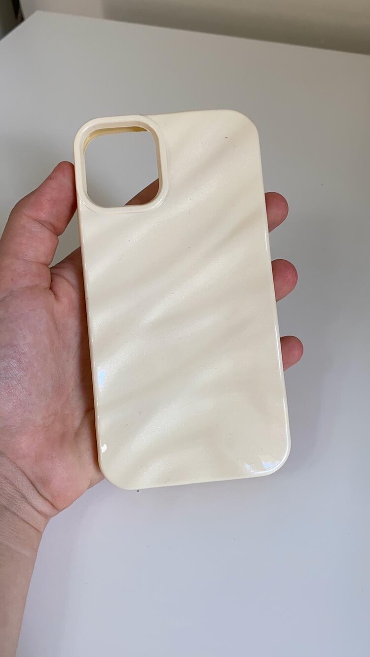 iPhone 14 Pro Max Krem Dalga Telefon Kılıfı