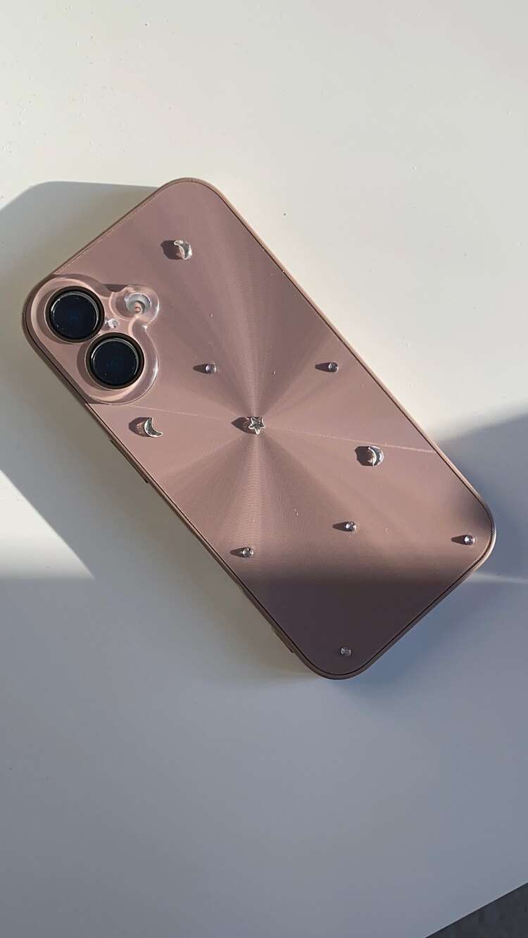 iPhone 16 Kahverengi Ay Yıldız Telefon Kılıfı